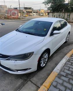 Chrysler 200